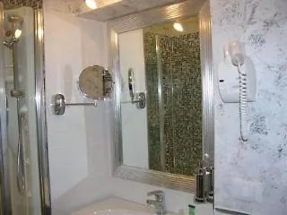 Relais La Maison De Luxe Rome Bed & Breakfast