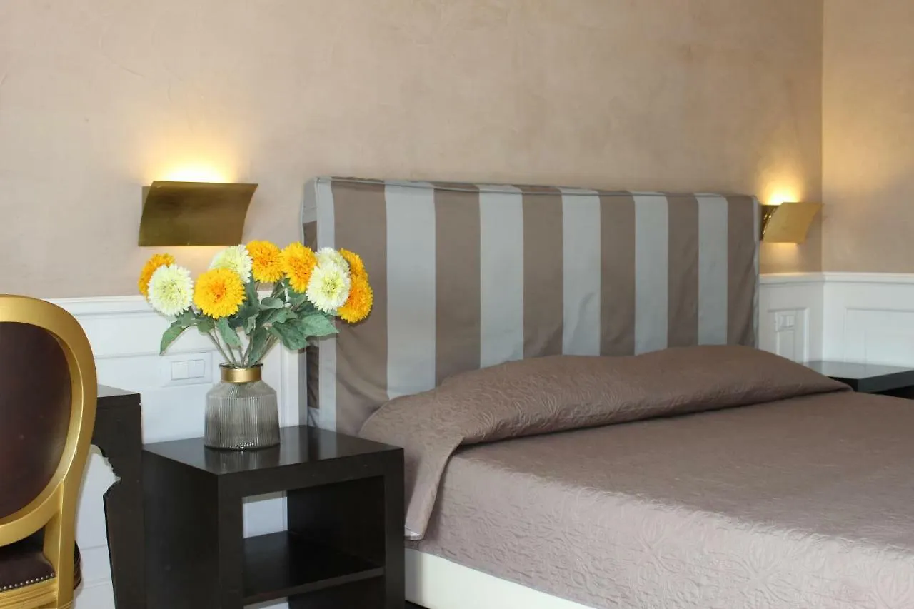 Bed & Breakfast Relais La Maison De Luxe Rome